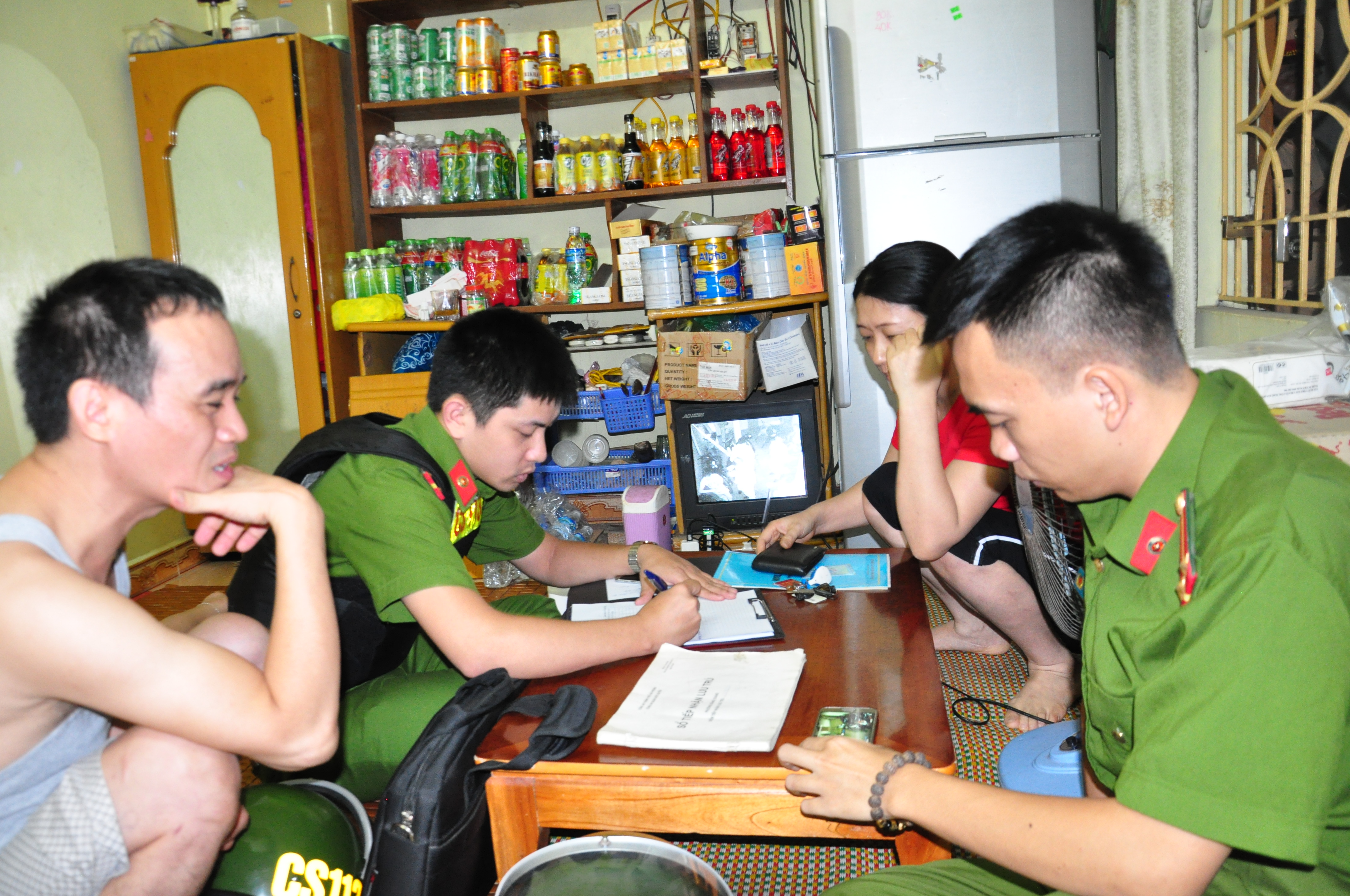 Khối Công an quận: Kiểm tra hành chính 4.256 cơ sở kinh doanh có điều kiện về an ninh trật tự